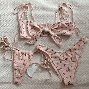 Frankie’s bikinis rosebud